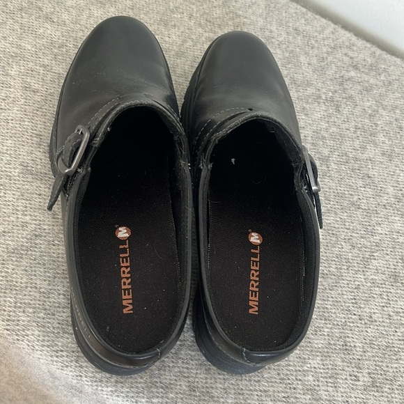 Leather lug sole Merrell Clogs with buckle, Size 8.5 - Picture 9 of 11